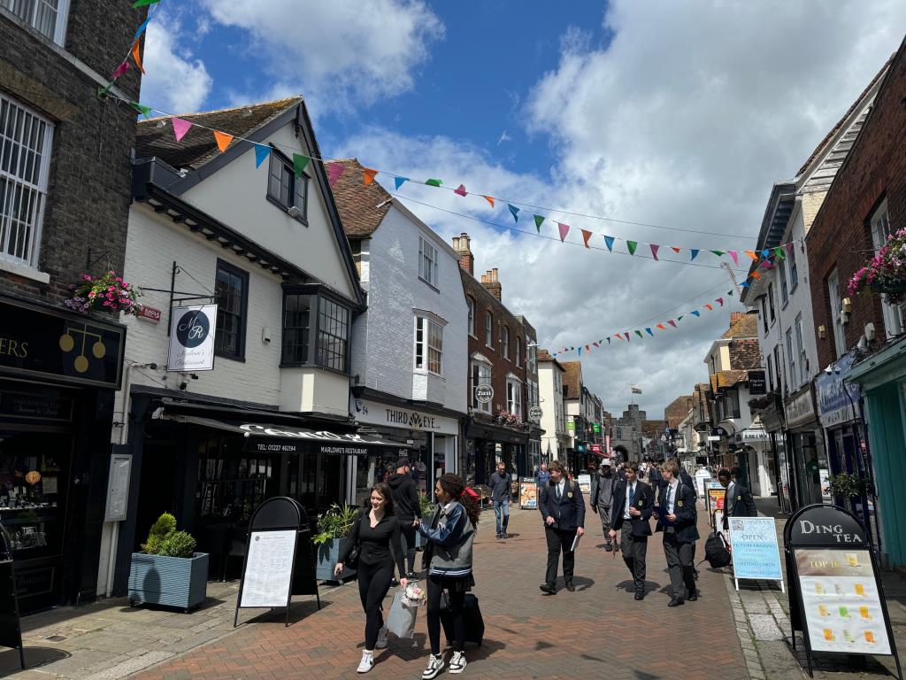 Lot: 77 - FREEHOLD CITY CENTRE COMMERCIAL INVESTMENT - View towards Westgate Tower